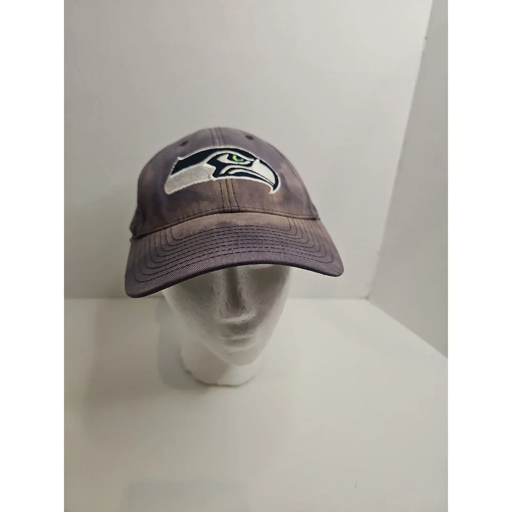 Seattle Seahawks Hat NFL Team Apparel Strapback Adjustable Football‎ Cap